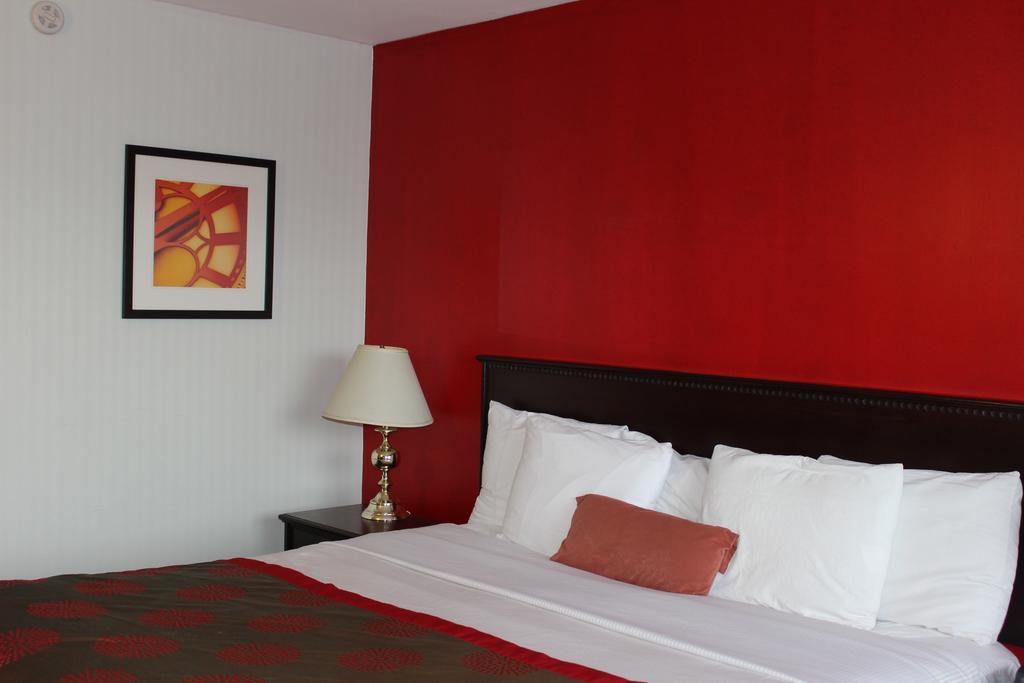 Hotel Ramada Limited YYC Exteriér fotografie