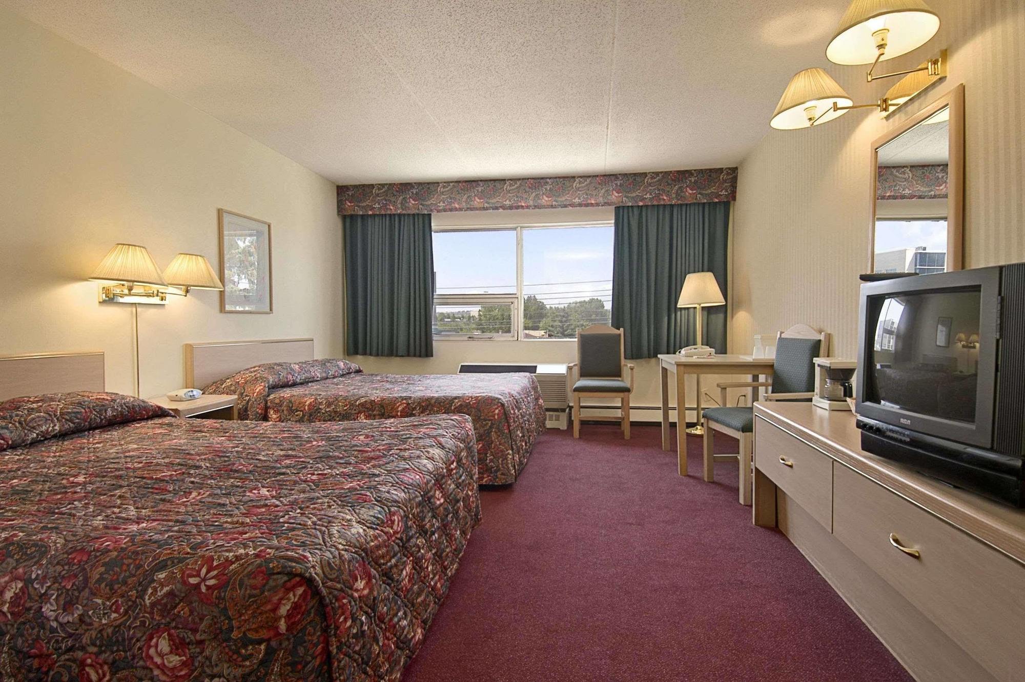 Hotel Ramada Limited YYC Exteriér fotografie